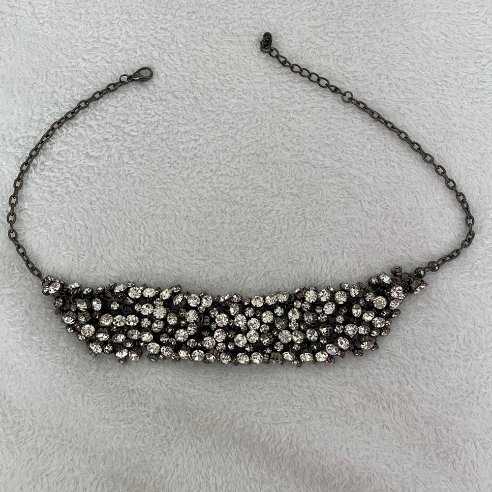 Sparking necklace
